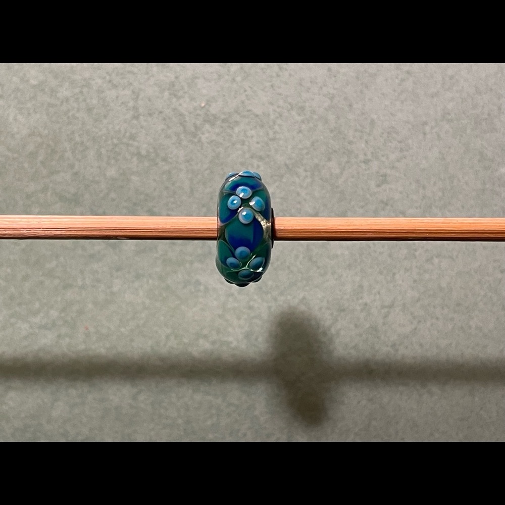 Trollbeads glass bead